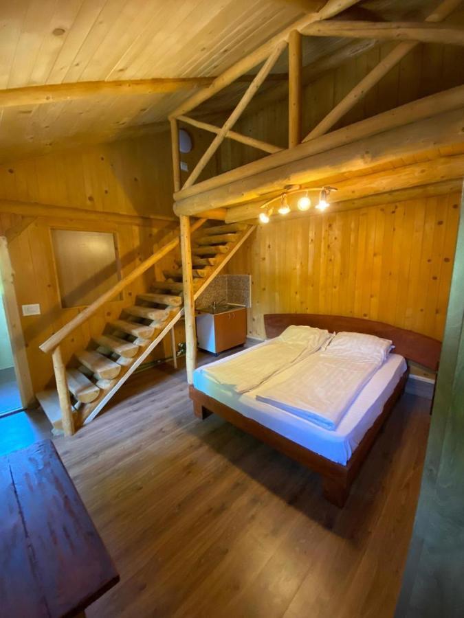 Pensiunea Casa Zmeilor Dragus Esterno foto