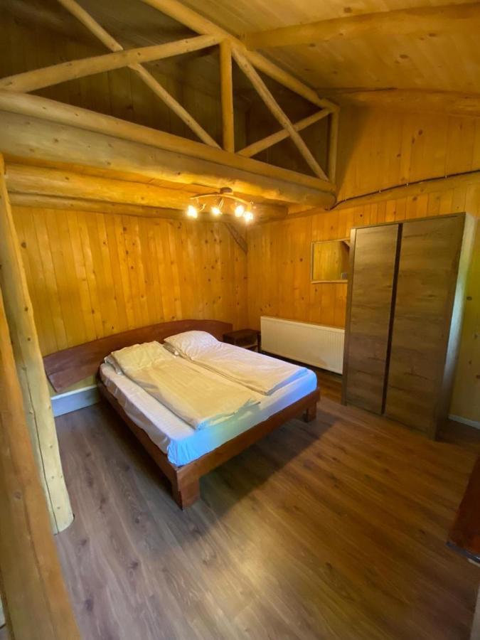 Pensiunea Casa Zmeilor Dragus Esterno foto