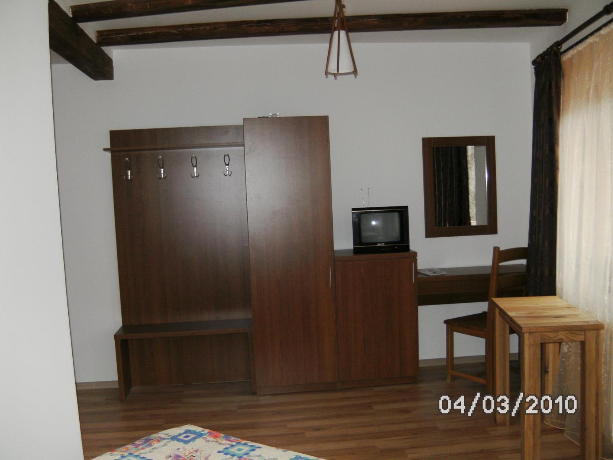 Pensiunea Casa Zmeilor Dragus Esterno foto